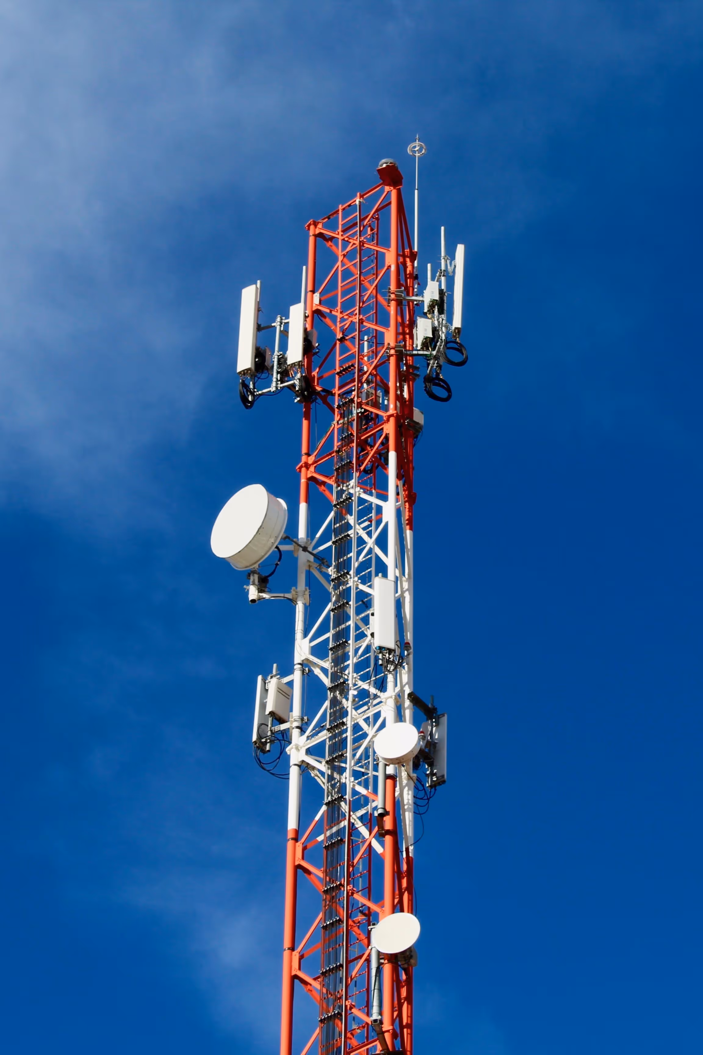 Batiment en construction avec grue